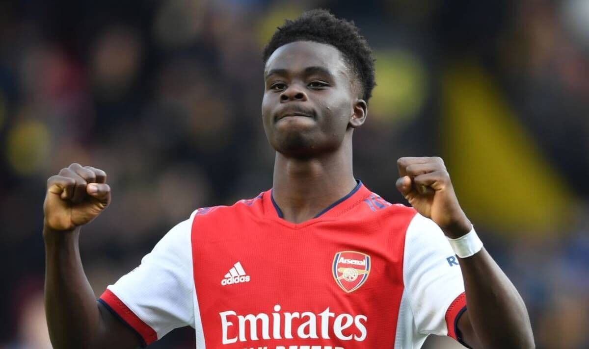 Nicolas Pepe i ofrohet Parisit