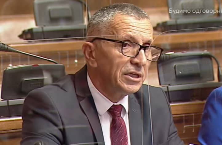 Kamberi nuk arrin të rizgjidhet/ Përçarja i lë shqiptarët e Luginës pa deputet në Serbi vetëm për 13 vota