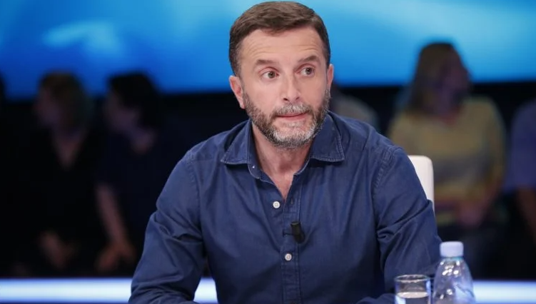 Braçe reagon në lidhje me rritjen e çmimit të naftës: Në bursë ka rënë, te ne shitet me 248 lekë/litër 