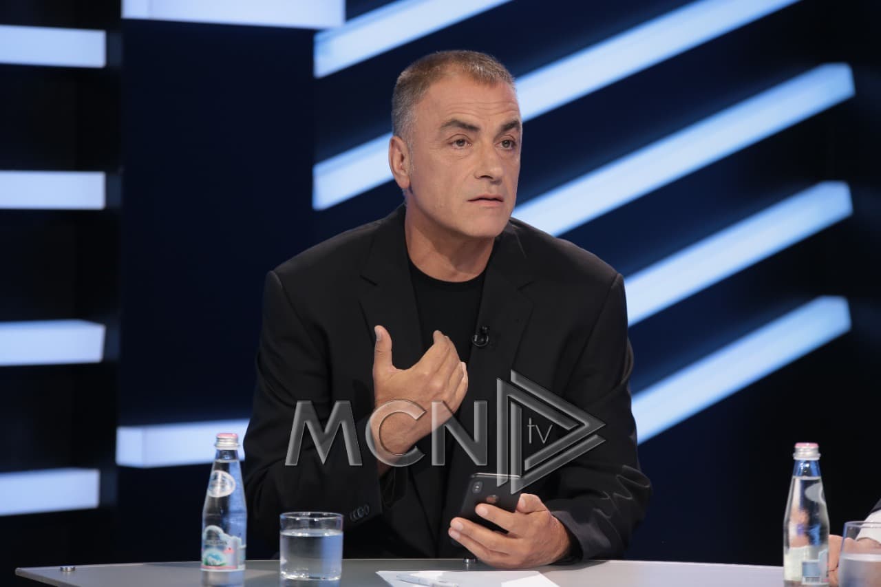 Çani-Salianjit: Nuk mund të harrojnë shqiptarët kur dole në ballkon, sa i dhunshëm ishe, të kërkoje falje