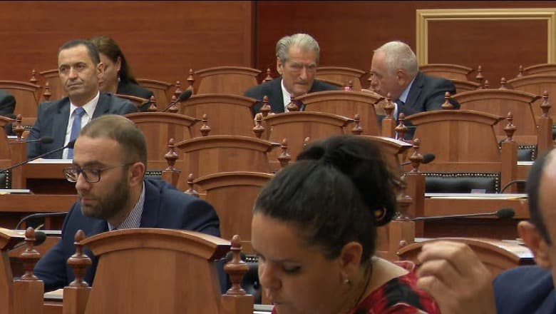 Kuvend/ Berisha: Vendet e Beneluksit presin nga Shqipëria marrëveshjen për ekstradimet! Felaj: S'është çështje për procedurë 