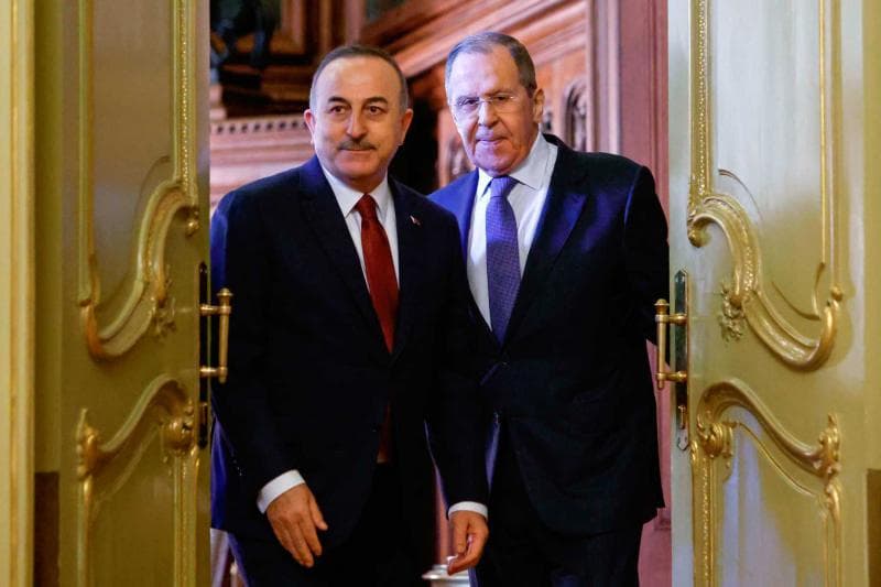Rusi-Turqi/ Sot takimi Lavrov-Cavusoglu në Ankara, fokusi te gruri