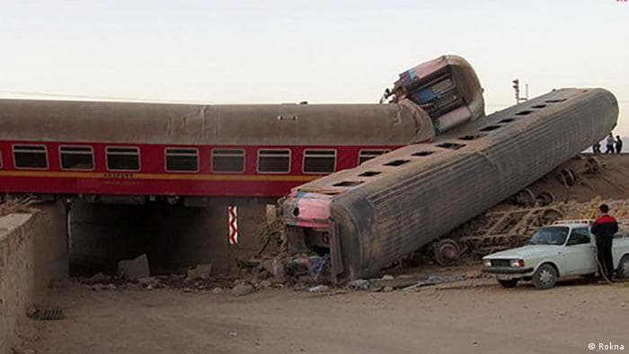 Treni del nga shinat, të paktën 17 viktima dhe dhjetëra të lënduar në Iran