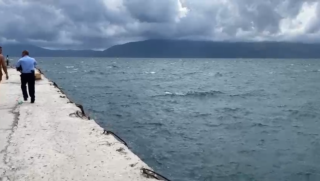 Vlorë, një person gjendet i mbytur në det