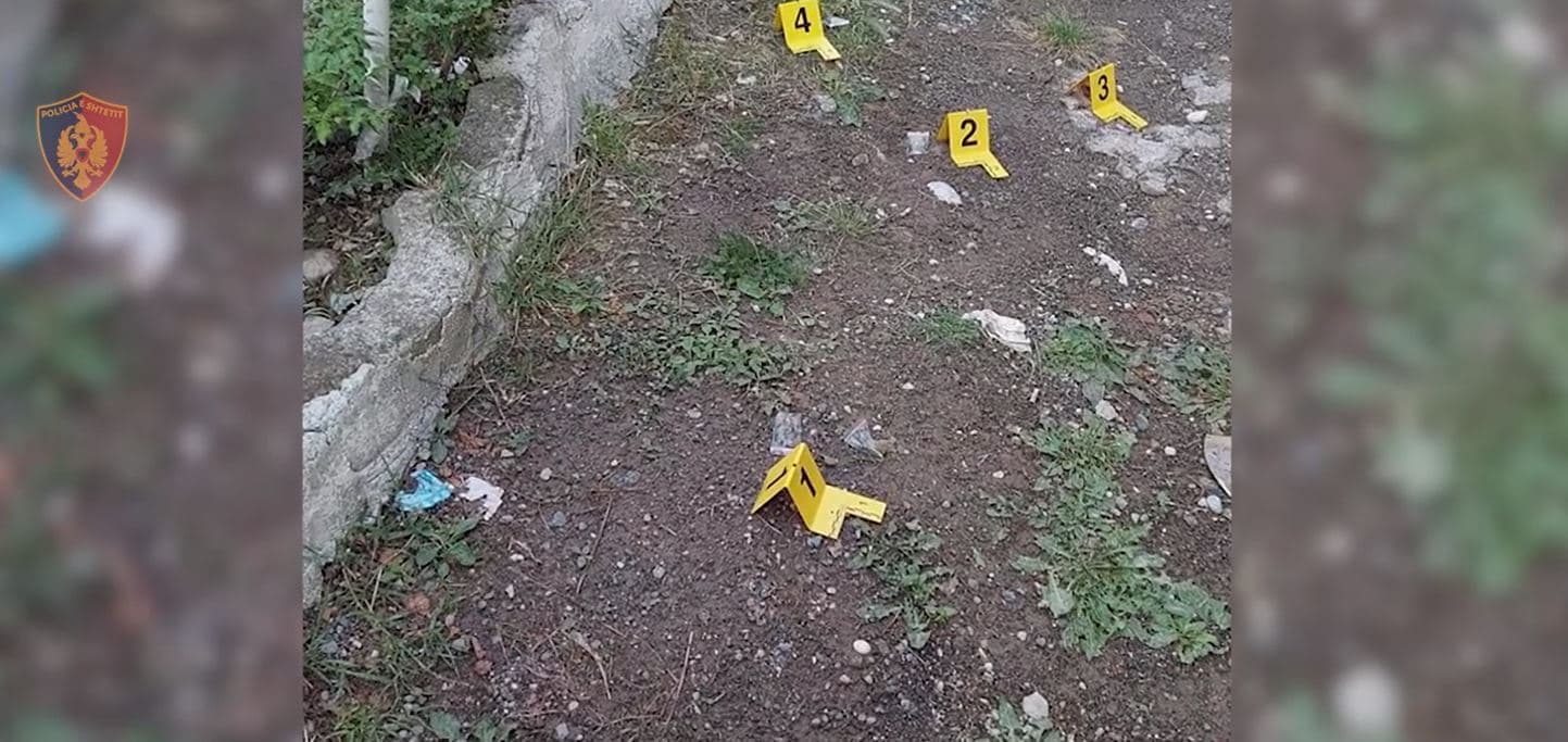 Shpërndante kanabis në doza, pranga të riut në Elbasan