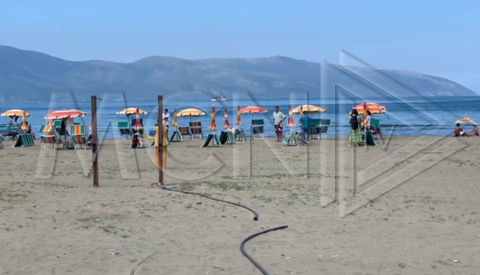 Kontratat dhe lejet për stacionet e plazhit, policia dhe Agjencia e Bregdetit nisin verifikimet në Vlorë (Video)