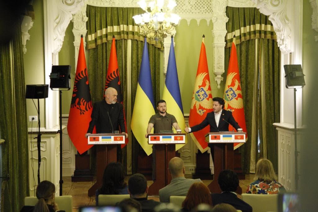 Zelensky: Shqipëria, Ukraina, Mali i Zi dhe RMV meritojnë të futen në BE! Rama: Hezitova të vija