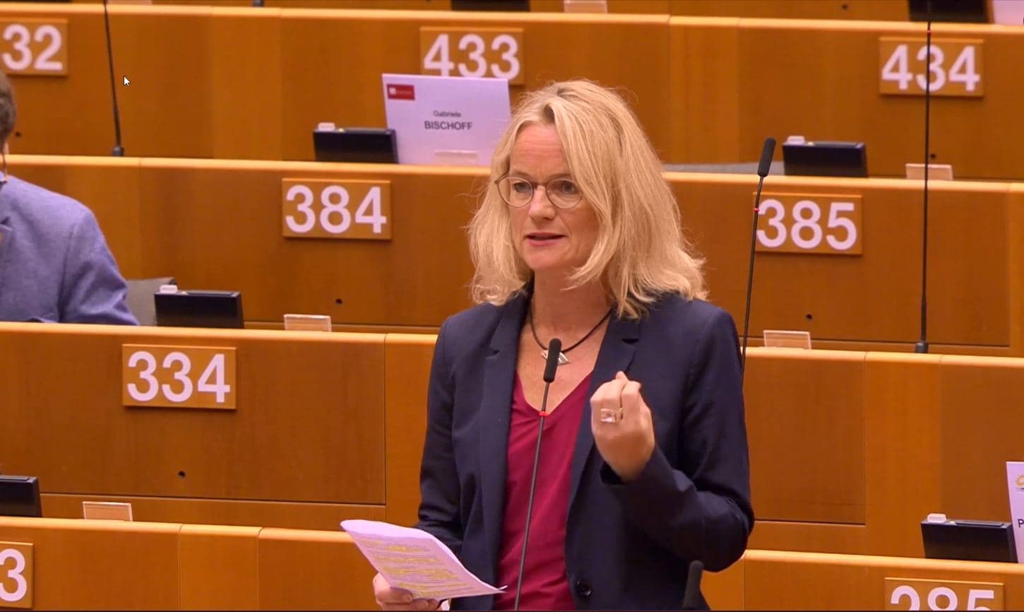   Eurodeputetja Von Cramon pas anulimit të festivalit “Sunny Hill”: Gabim strategjik i qeverisë së Kosovës