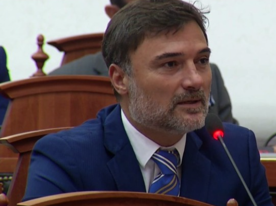 Alibeaj-Ramës: Bëhu burrë, fol për non-gratat e tua! Edhe sot u kapën 45.5 kg kokainë të njeriut tënd