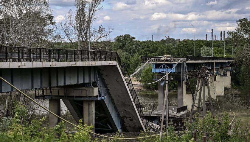 Shkatërrimi i urës në Severodonetsk një sfidë për Rusinë