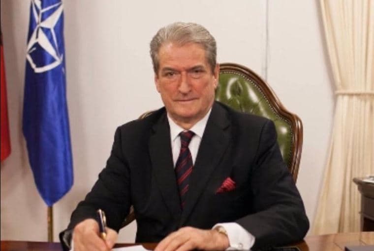 Denoncimi/ Berisha: Superskandal! Djali i Bledi Çuçit arrestohet në Itali për kontrabandë ilaçesh