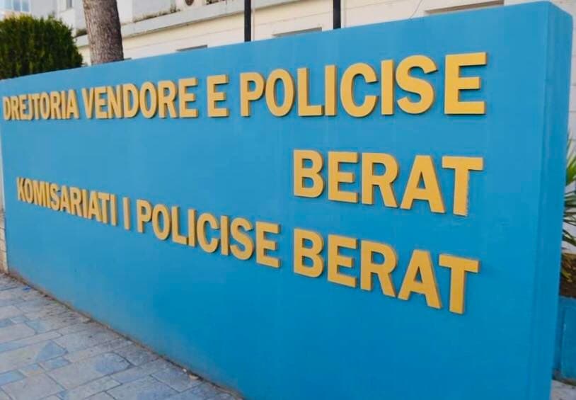 Goditën me grushte drejtorin e Postës në Skrapar/ Arrestohet një person, dy të tjerë procedohen