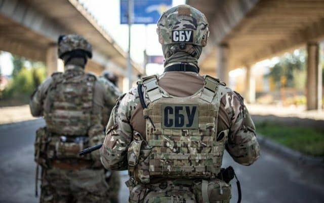 Ukraina arreston dy figura të larta të dyshuara për spiunazh ndaj Rusisë