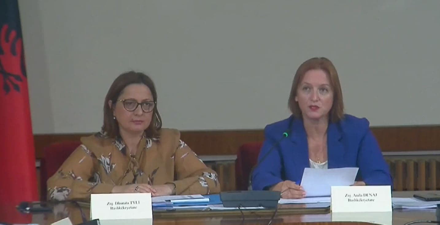 Komisioni i Reformës Territoriale/ PD: Të shtyhet deri në 30 shtator. PS: Duam punë cilësore, me dëgjesa të plota