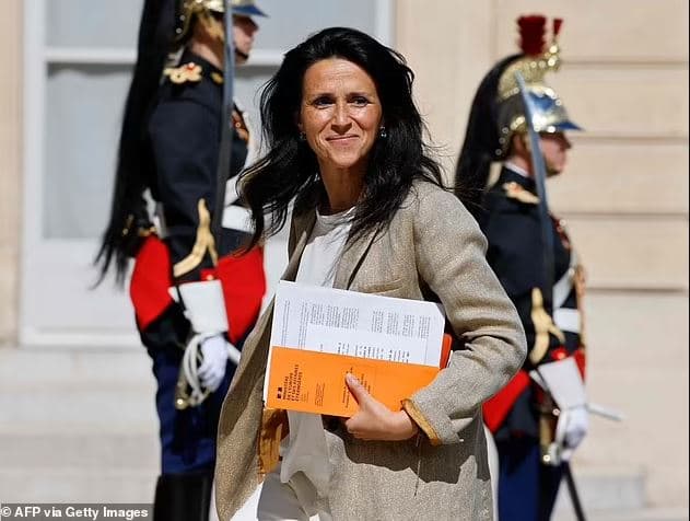 Skandal në kabinetin Macron/ Ministrja akuzohet se përdhunoi një grua kur punonte si gjinekologe