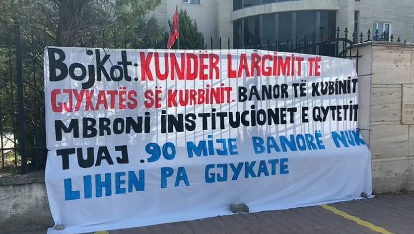 Nga seancat gjyqësore te masat e sigurimit personal, Dhoma e Avokatisë Lezhë vendos të vazhdojë bojkotin