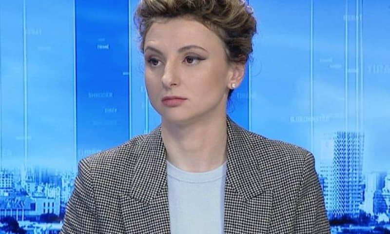 Xhixho: Për shumicën e shqiptarëve bregdeti sivjet është mollë e ndaluar për shkak të çmimit të naftës