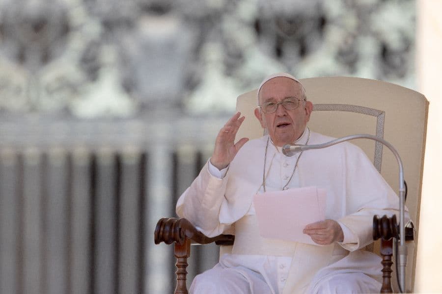 Papa: OKB e pafuqishme për t’i dhënë fund luftës në Ukrainë
