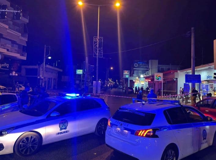 Përplasje me armë zjarri në Athinë, vriten 3 shqiptarë, plagosen dy policë