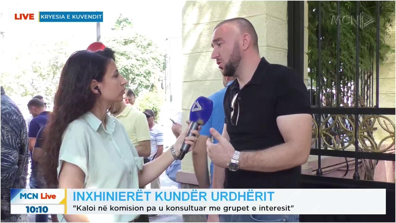 “Kundër interesave tona, s’ka transparencë”, inxhinierët protestojnë para Kryesisë së Kuvendit mbi Urdhrin e ri (VIDEO)