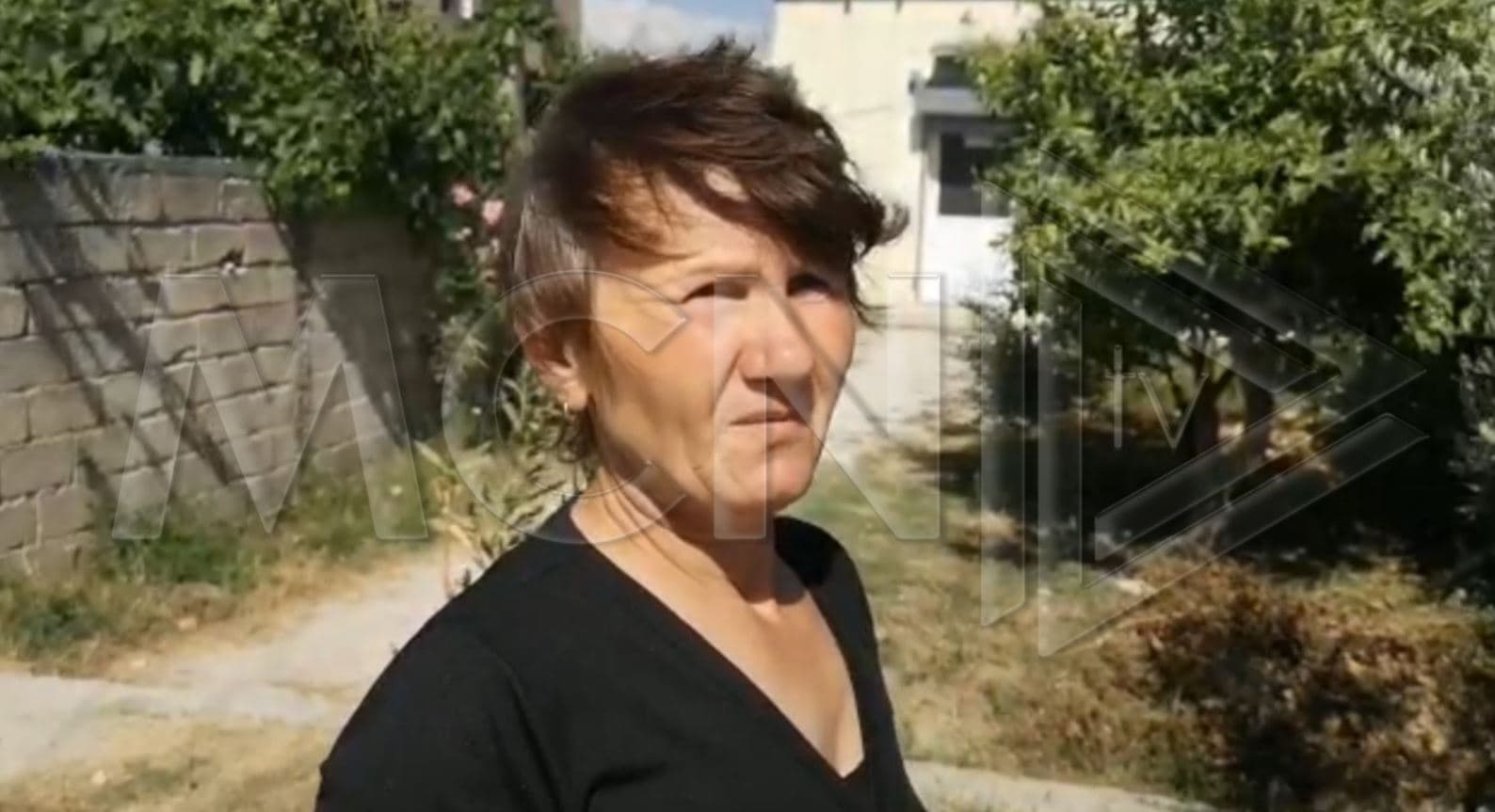 Djali në gjendje të dehur, e mbyti babanë në krevat/ Fqinjët: Nuk vuante nga probleme mendore (VIDEO)
