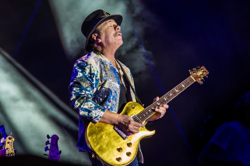 Carlos Santana rrëzohet në skenë, shkak neglizhenca në të ushqyer (VIDEO)