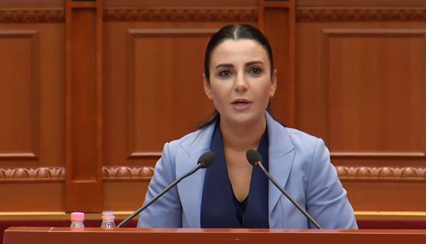 Interpelancë për Rrugën e Arbrit/ Mziu: Sikur u bë shpikje, mbetet ëndërr. Balluku: E bëmë realitet