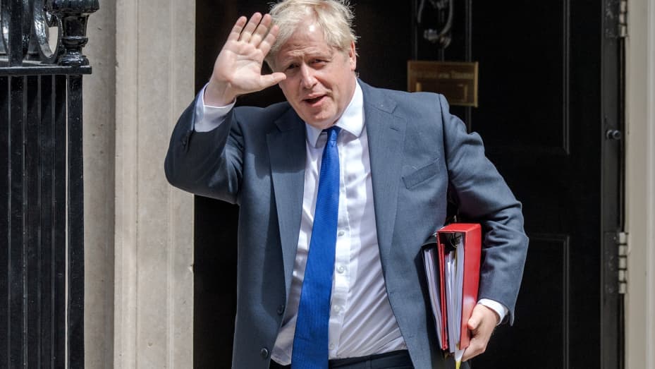 Jep dorëheqjen Boris Johnson
