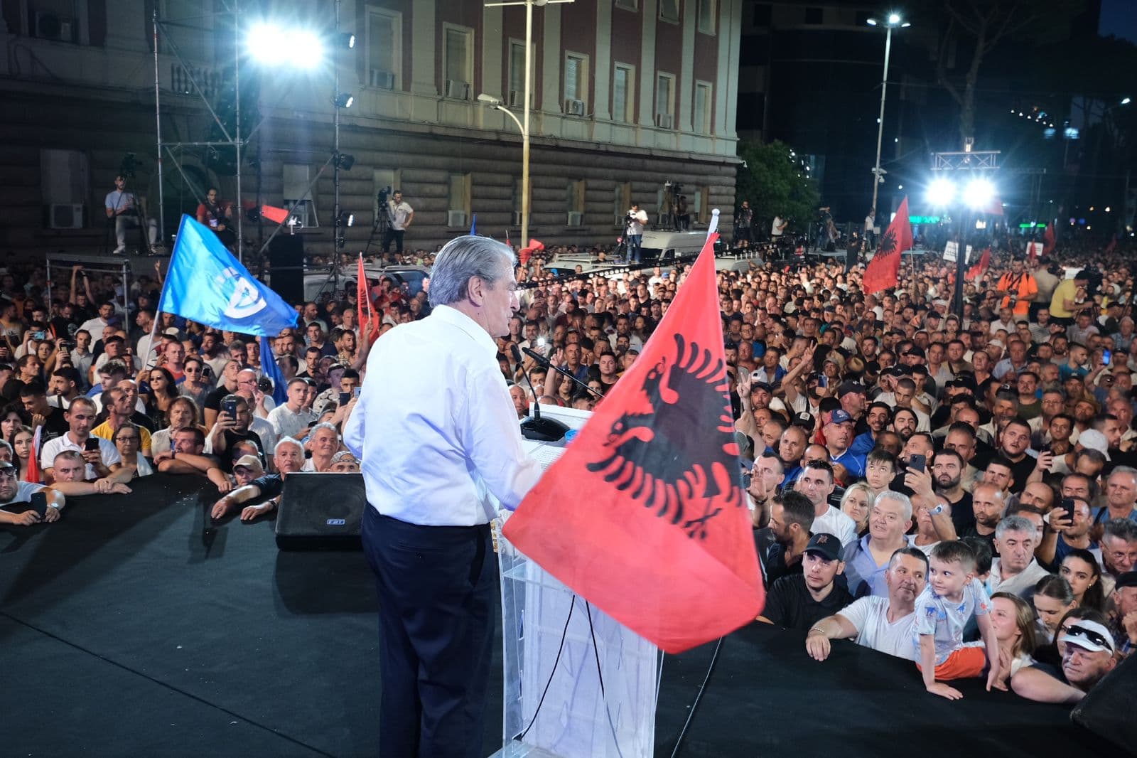 Berisha: Edi Rama, ne sot jemi armiq. Ne duam lirinë, ti do vetëm pushtetin