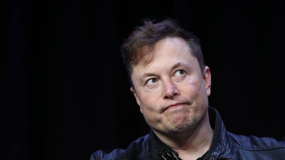 Elon Musk tërhiqet nga oferta 44 miliardë dollarë për të blerë “Twitter”-in