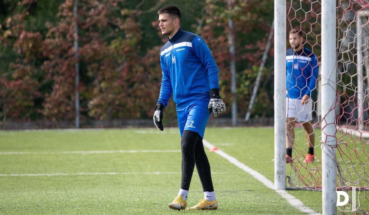 Simoni largohet nga Dinamo, pritet të vazhdojë karrierën në Turqi