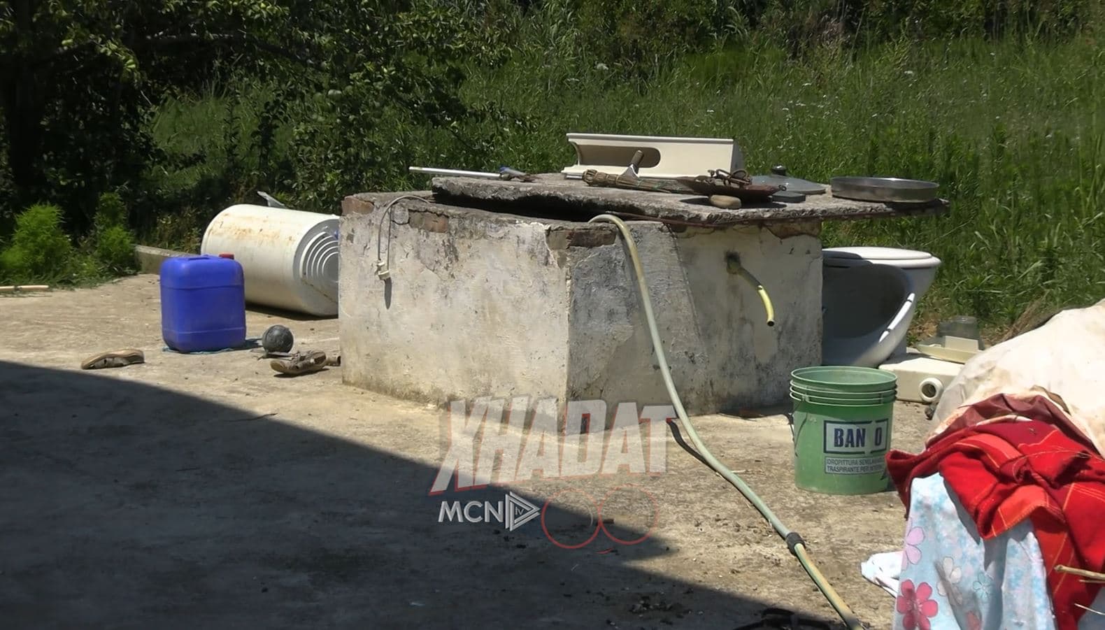 “Xhadat” - Një lagje e tërë në fshatin Radë tre vite që vuan mungesën e ujit, institucionet vetëm premtojnë