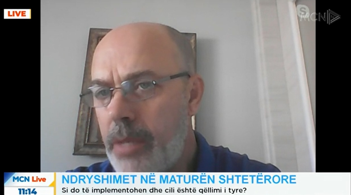 Matura/ Mehmeti: Të rinjtë duan të ikin nga sytë këmbët, testimi elektronik i parealizueshëm