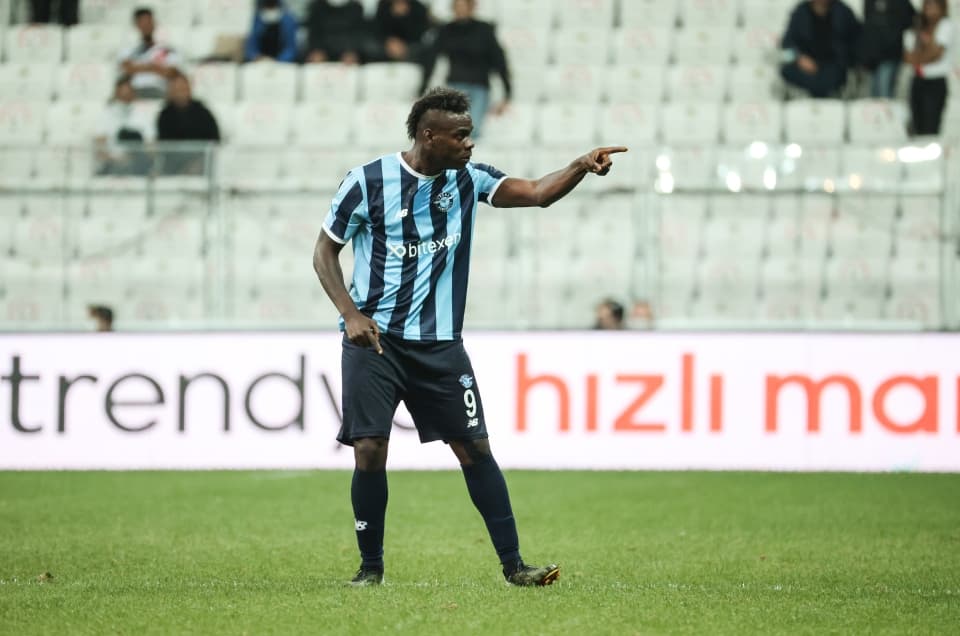 Balotelli drejt Zvicrës, presidenti konfirmon negociatat