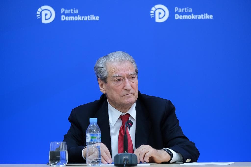 “Amnistia fiskale, akt me pasoja katastrofale”, Berisha: Po përgatitemi për betejën më të fuqishme ndaj regjimit (VIDEO)