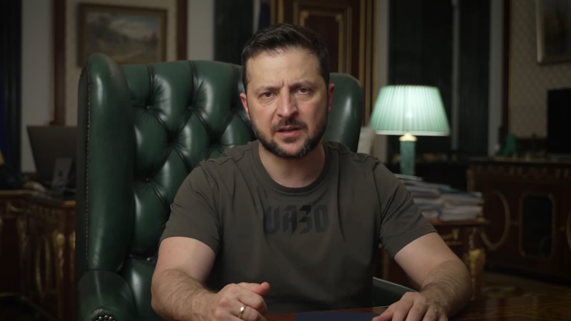 Zelensky thirrje komunitetit ndërkombëtar: Njihni Rusinë si një "shtet terrorist"