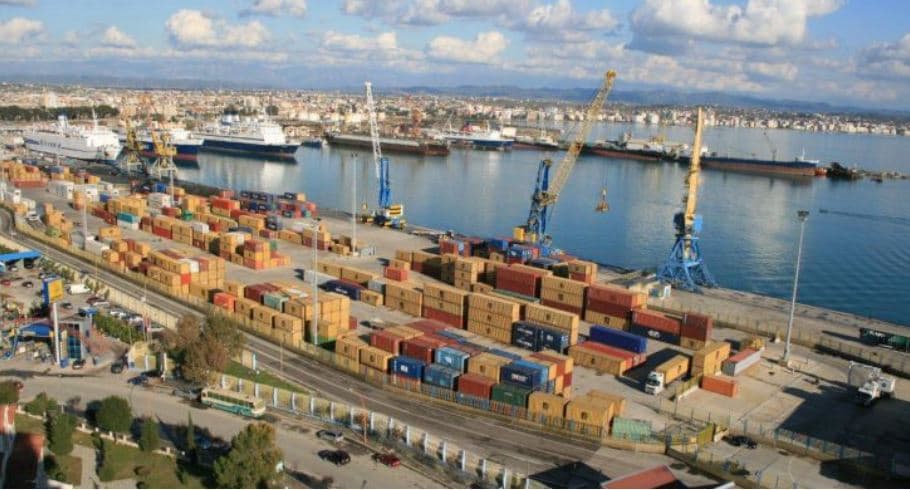 Kokainë në Portin e Durrësit? Policia arreston 20 të dyshuar/ Çfarë u zbulua në kontejnerin me banane