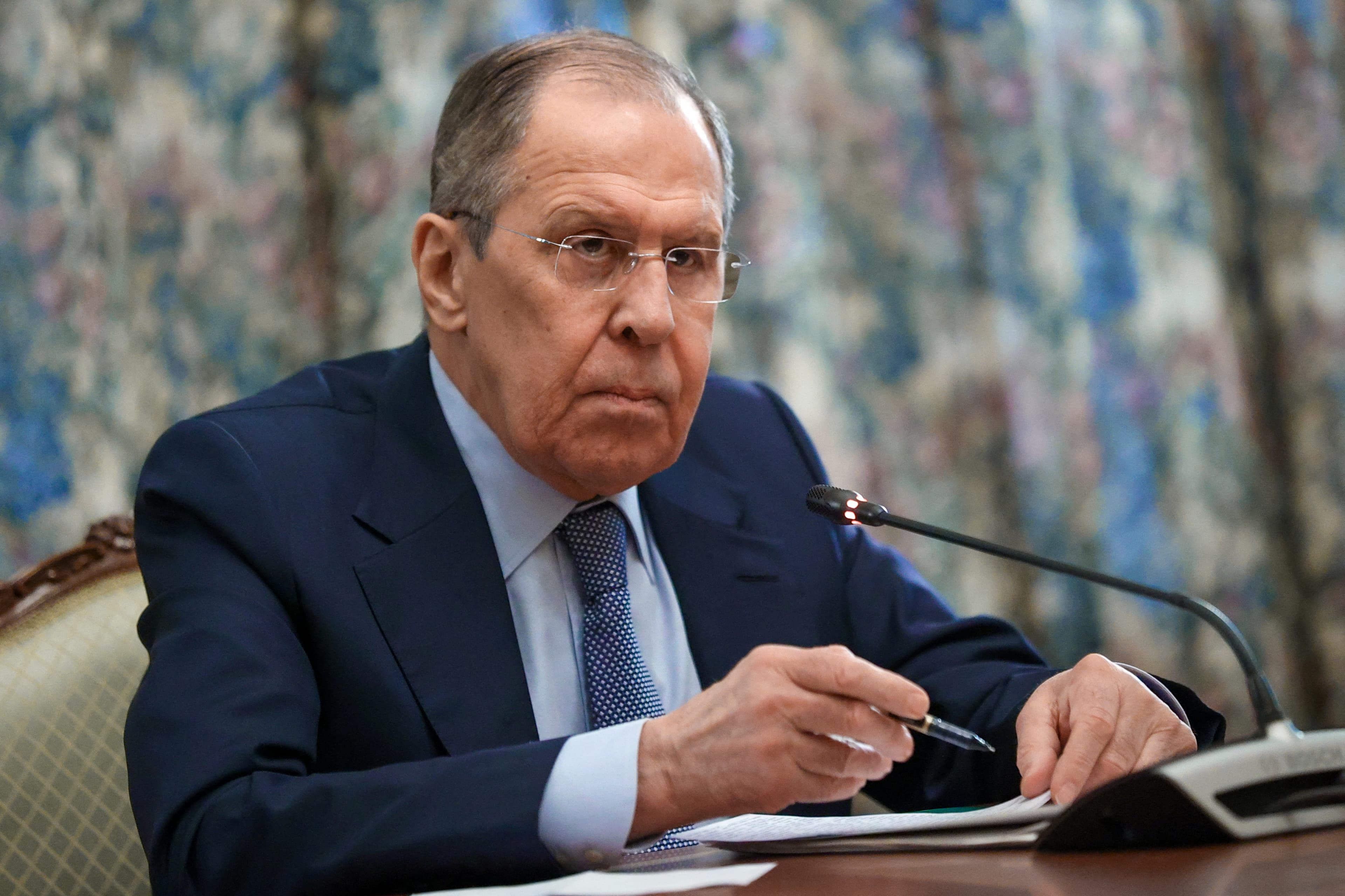 Lavrov: Statusi i kandidatit në BE për Ukrainën, lëvizje kundër Rusisë