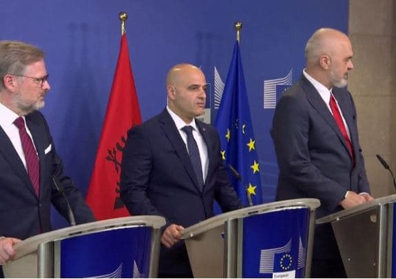 Negociatat/ Kovaçevski: Datë historike për MV, e kemi pritur prej 17 vitesh
