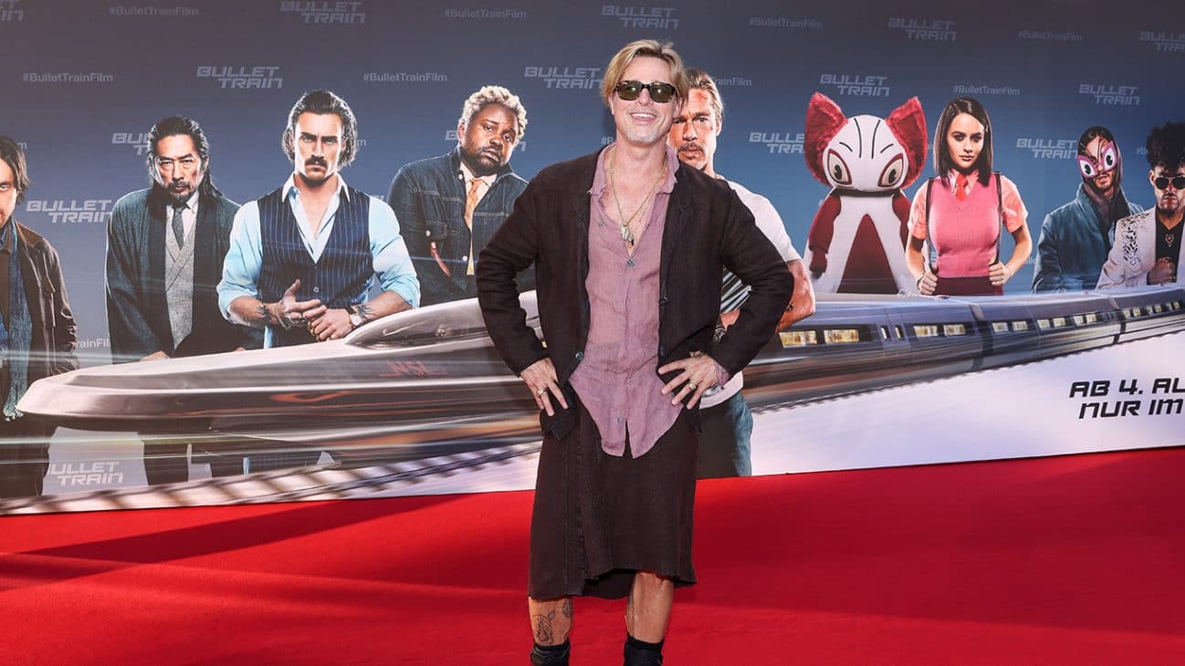 Brad Pitt shfaqet i veshur me fund në premierën e filmit të tij të fundit