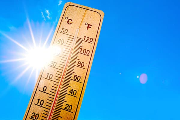 Termometri shënon 41 gradë/ Parashikimi i motit për sot