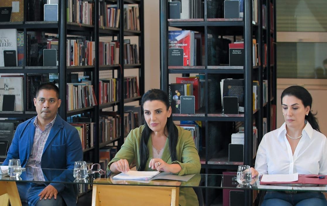 Sulmi ndaj faqeve qeveritare/ Balluku: Hetim i thellë, po nxjerrim mësim! AKSHI: Nuk pati humbje të dhënash