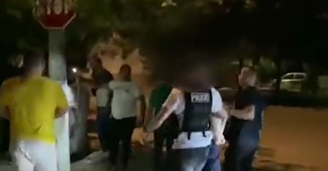 Video/ Parandalohet një vrasje me pagesë, arrestohet i riu nga Korça që qarkullonte me armë