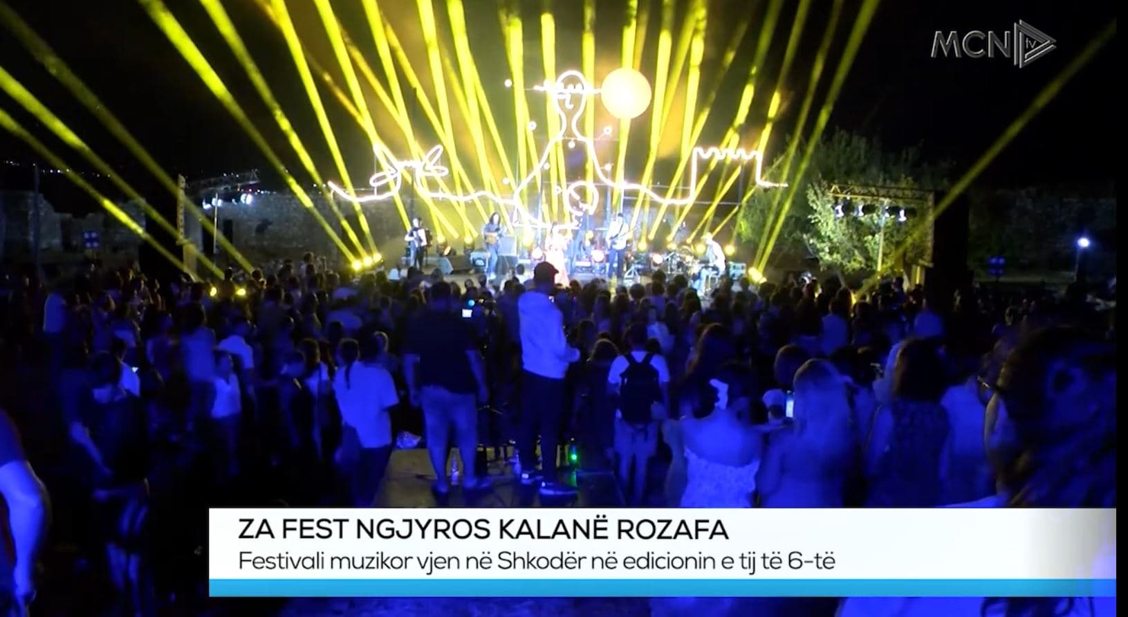 Za Fest ngjyros kalanë Rozafa (VIDEO)
