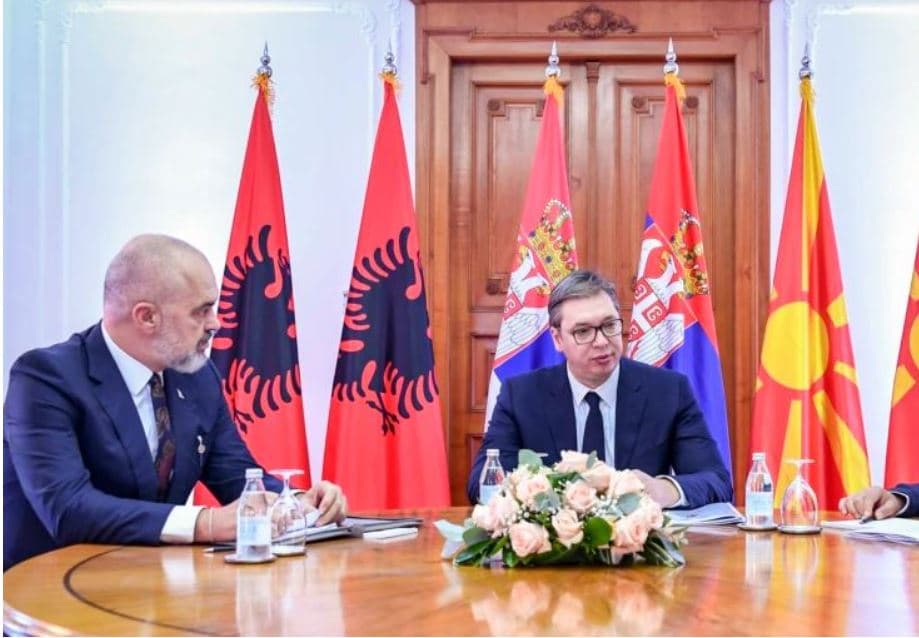 Reciprociteti/ Rama: Vuçiç të mos ushqejë me asnjë lloj alibie, grupe të caktuara në veri të Kosovës