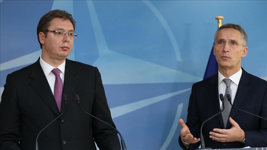 Tensionet në Veri/ Stoltenberg telefonon Vuçiçin: Nëse rrezikohet stabiliteti, NATO do ndërhyjë
