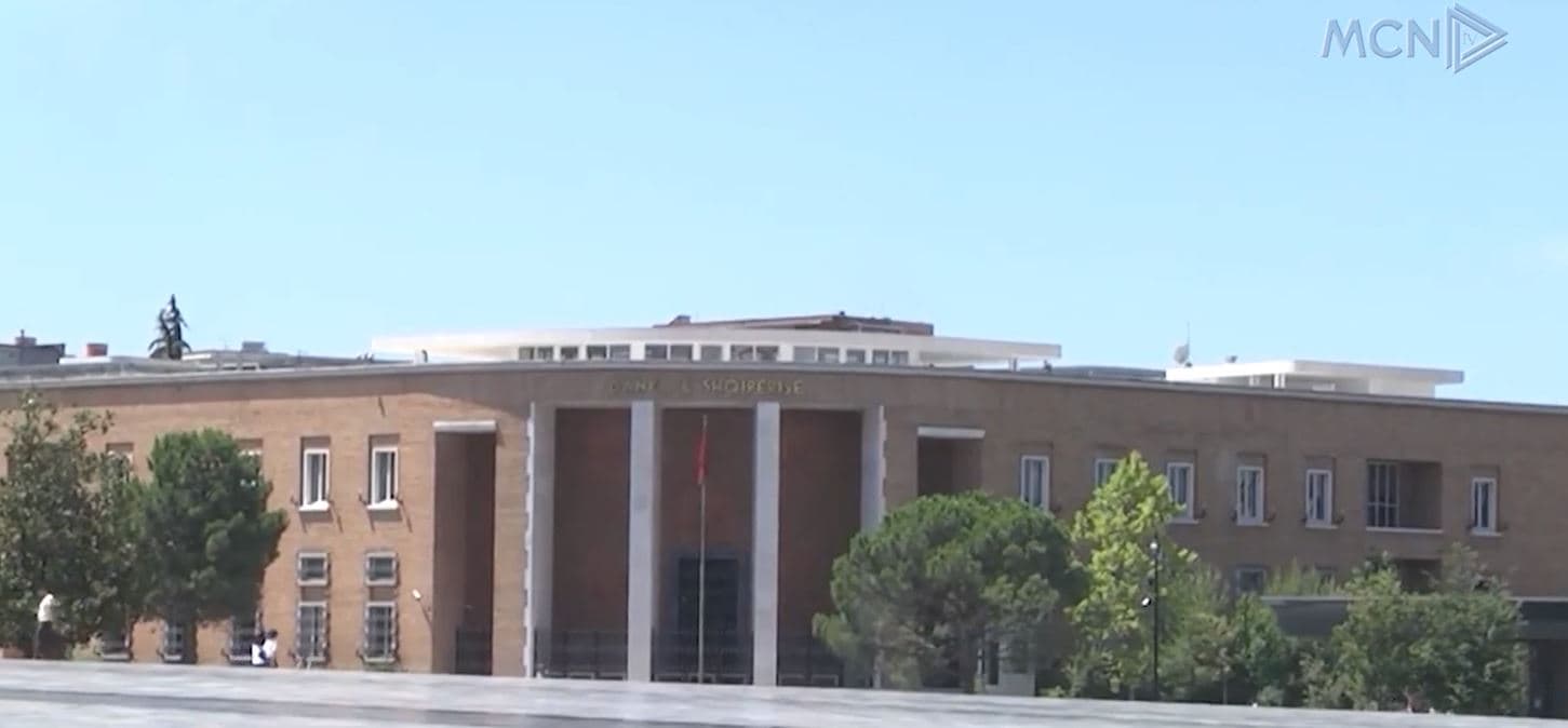 Rritja e normës së interesit në banka/ Tola: Pritet shtrenjtimi i kredive dhe zgjerimi i shtresës së varfërisë