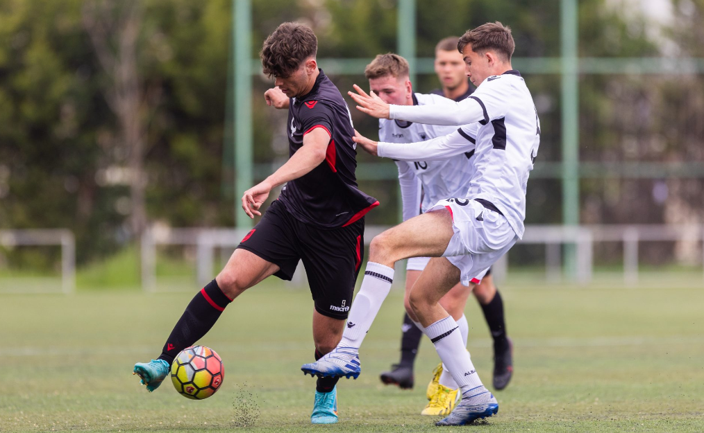Kombëtarja U-19/ Miqësorja me Italinë, trajneri Cungu publikon listën e lojtarëve