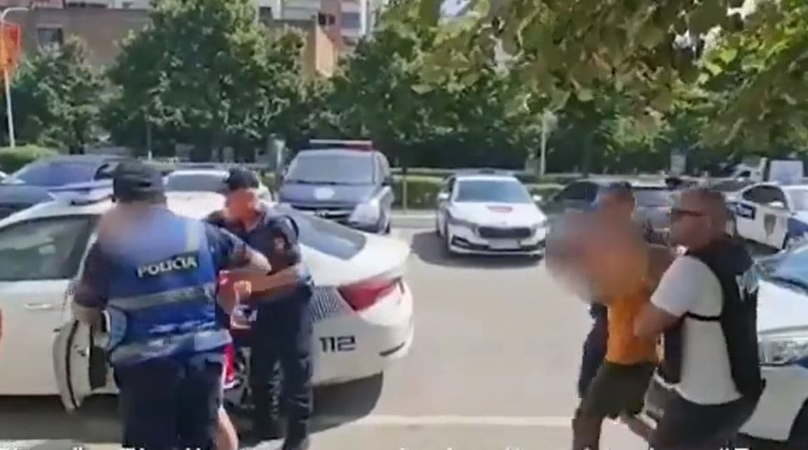 Grabitet i riu në Tiranë nën kërcënimin e armës, autorët i marrin paratë dhe biçikletën