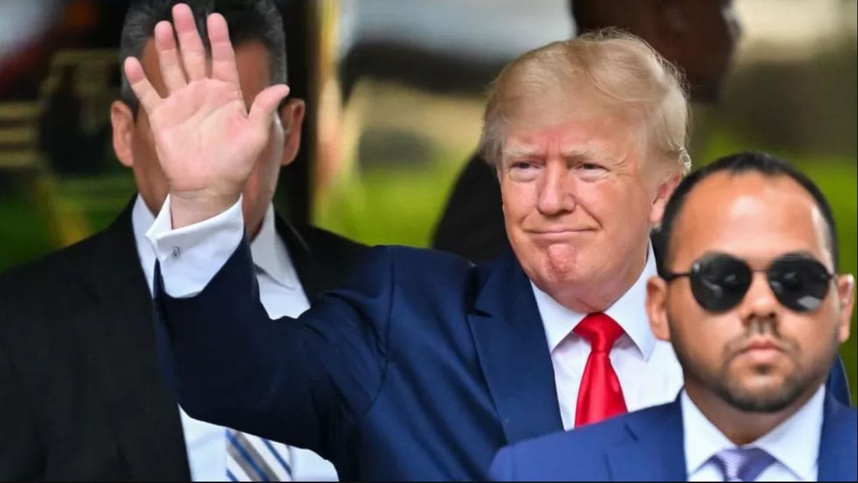 Hetimi/ Trump: Refuzova t’u përgjigjem pyetjeve të prokurorëve